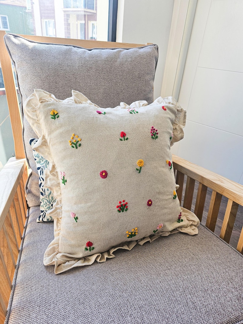 loopconceptstore Pillow
