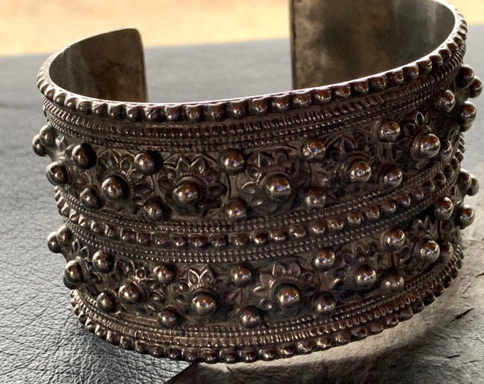 silver bracelet 18th century