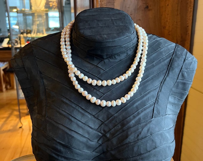 freshwater pearl necklace