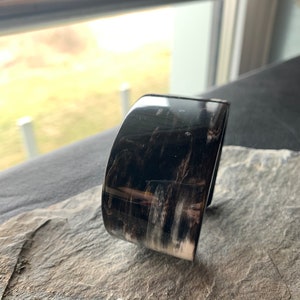 Horn bangle