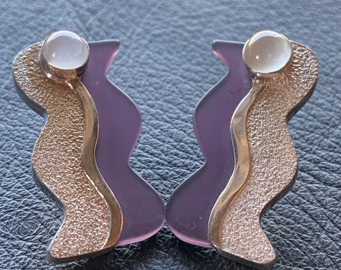 Bakelite, silver and moonstone earrings