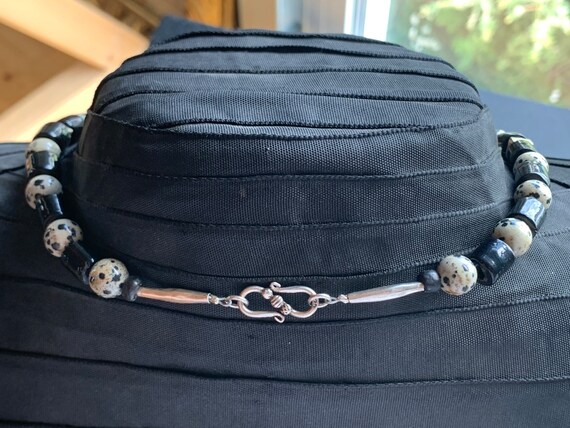 Halskette mit Dalmatiner Perlen, Antiken Silberte… - image 3