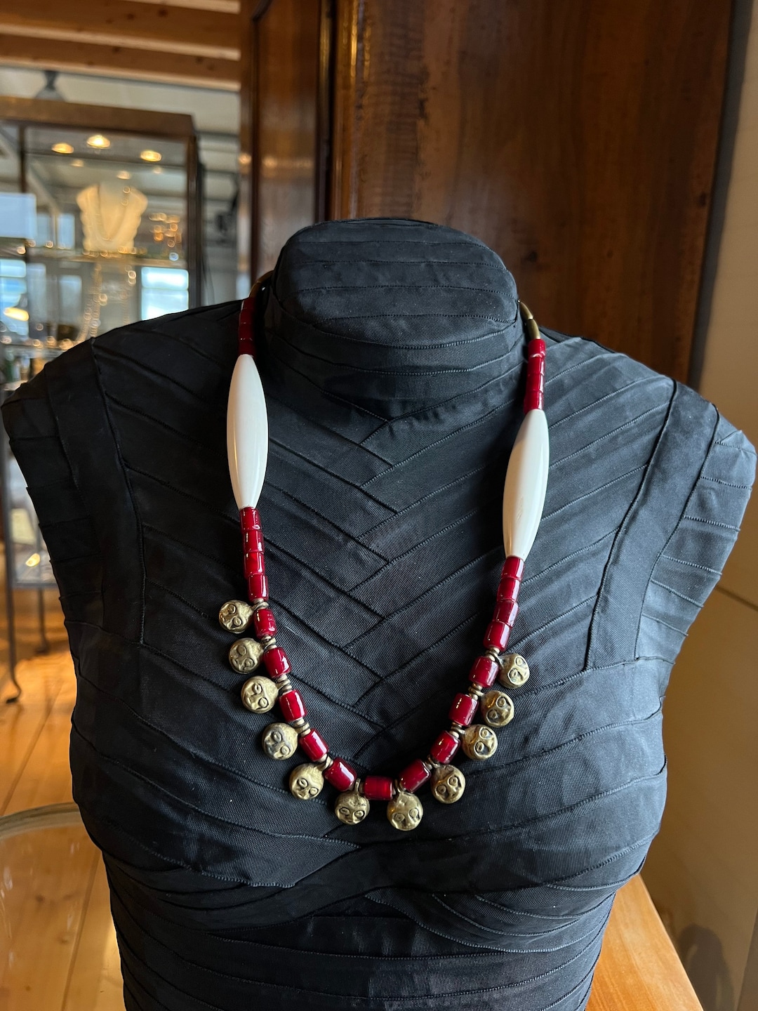 Collier Africain Vintage En Corne Et Laiton - Artisanat Ethnique XXe Siècle - Occasion
