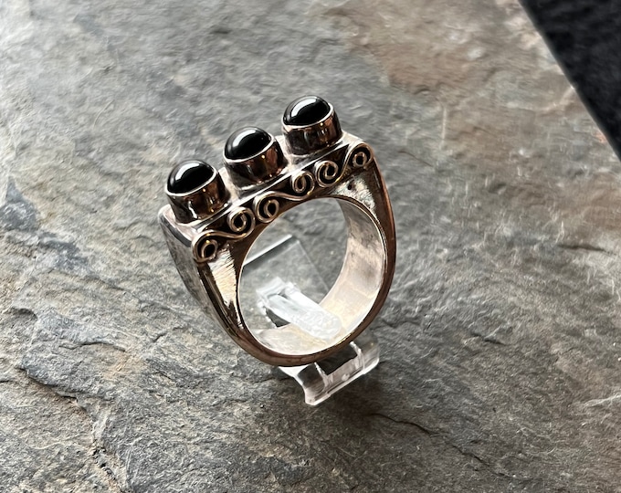spinel silver ring