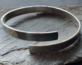 Silver bracelet spiral 925