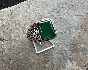 Silver ring with jade stone