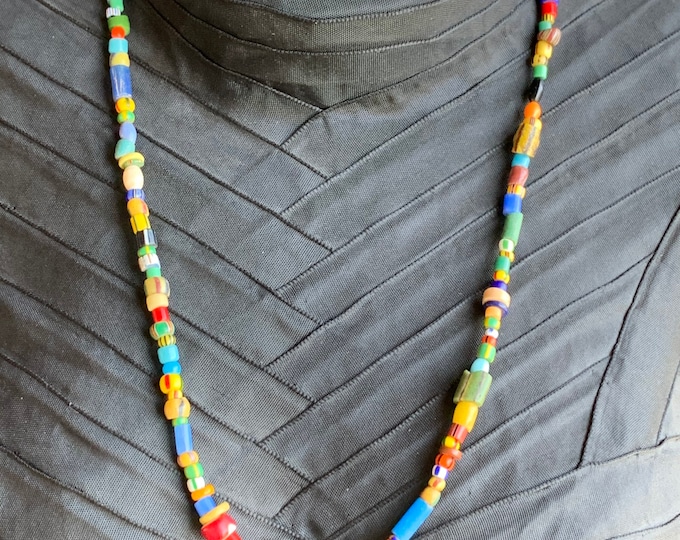 Millefiori pearl necklace with silver clasp