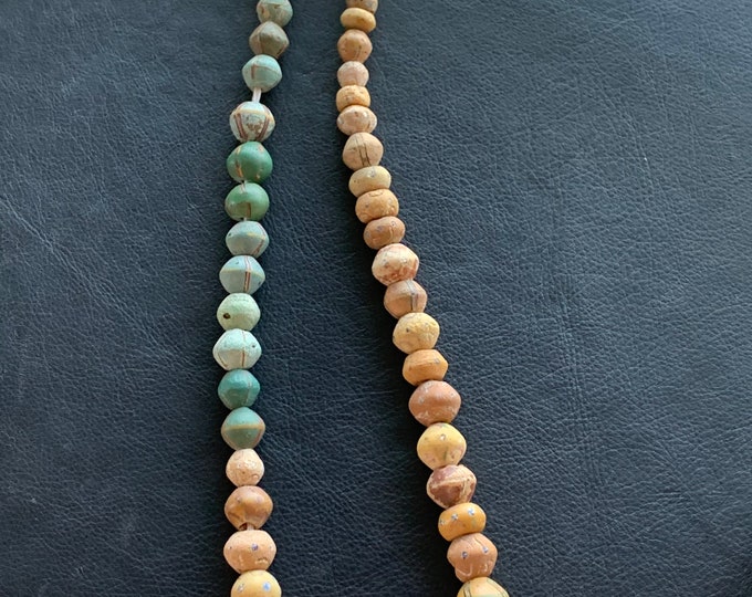 Bodom pearl strand from West Africa antique
