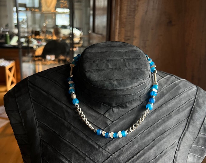 Silver necklace with blue gemstone