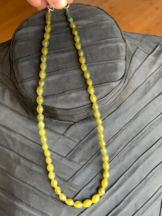Edel Serpentin Halskette mit Silberverschluss Ant… - image 2