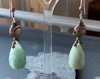 Drop earrings with aquamarine