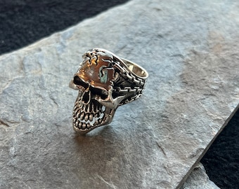 skull silver ring