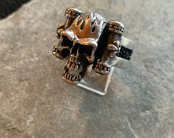 Silver skull ring with 4 spinels
