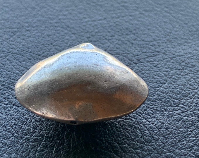 silver pendant shell