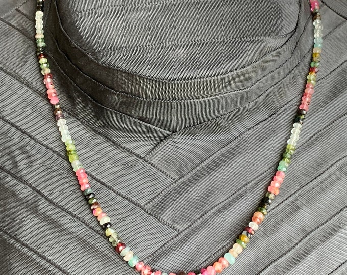 Antique tourmaline necklace (adjustable)
