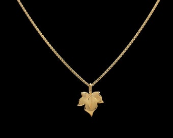 Solid 9ct Gold Ivy Leaf Necklace. Autumnal Gold Leaf pendant. Fall Ivy necklace. Real gold hallmarked jewellery. Handmade Ivy necklace.