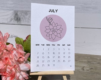 2024 Mini Desk Calendar with Succulent Botanical Designs