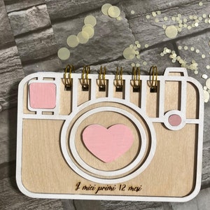 Album 12 Mesi Personalizzato con Copertina in Legno Inciso | Regalo Unico per New Born, Matrimonio, Comunione, Cresima e Battesimo