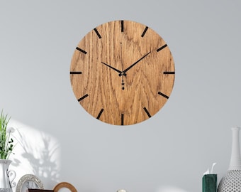 Horloge murale en bois de chêne gravée, découpée au laser, horloge murale décorative, horloge en bois, tenture murale, horloge murale pour la maison, horloge moderne | Epaisseur : 3,6 mm