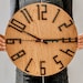 see more listings in the Horloge murale en bois section