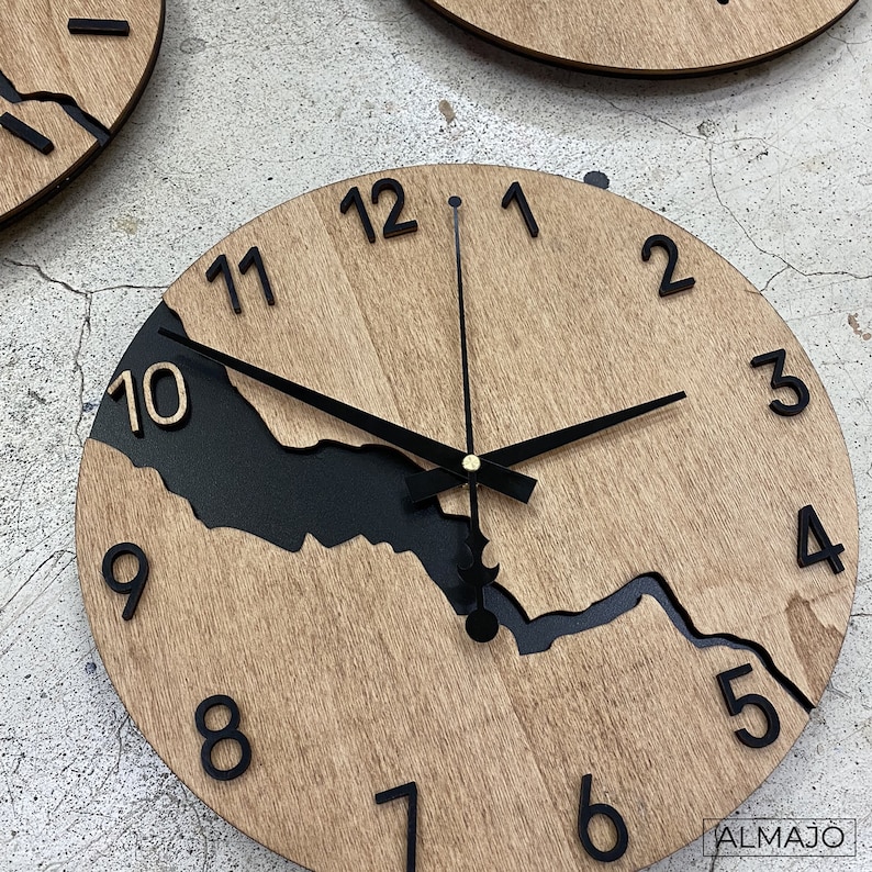 Nordic Style Wooden Wall Clocks for Home Decor, Wood Type Wall Clock Quartz Modern Design, Wall Hangings, Home decor wall clocks