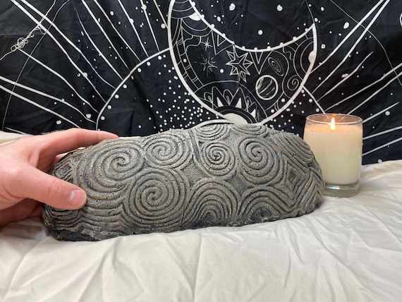 Newgrange Ireland, Entrance Stone Replica: Celtic art, Irish history