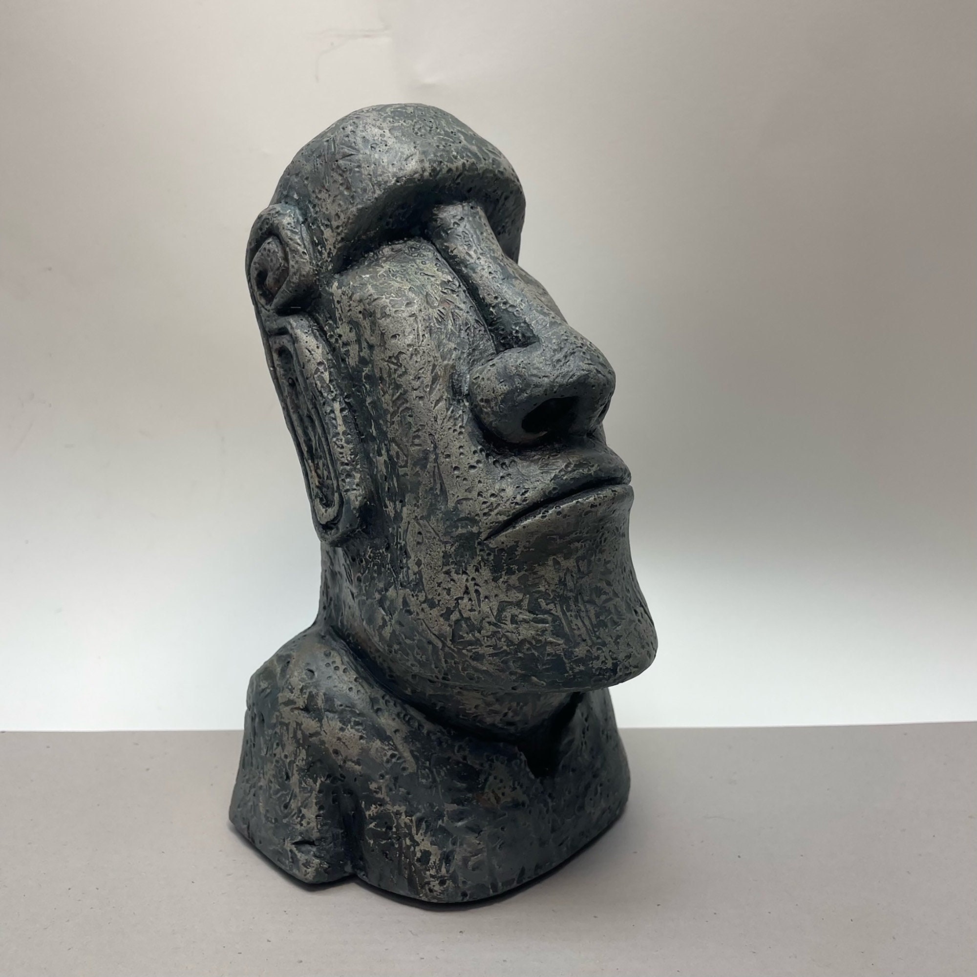 Moai Face Easter Island Statue Funny Gift Idea' Sticker