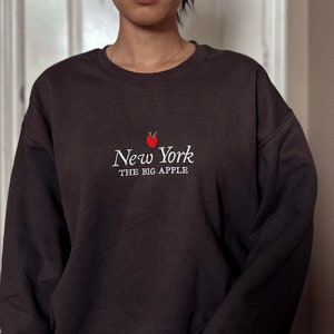 New York The Big Apple Embroidered Unisex Sweatshirt, Vintage Inspired Crewneck