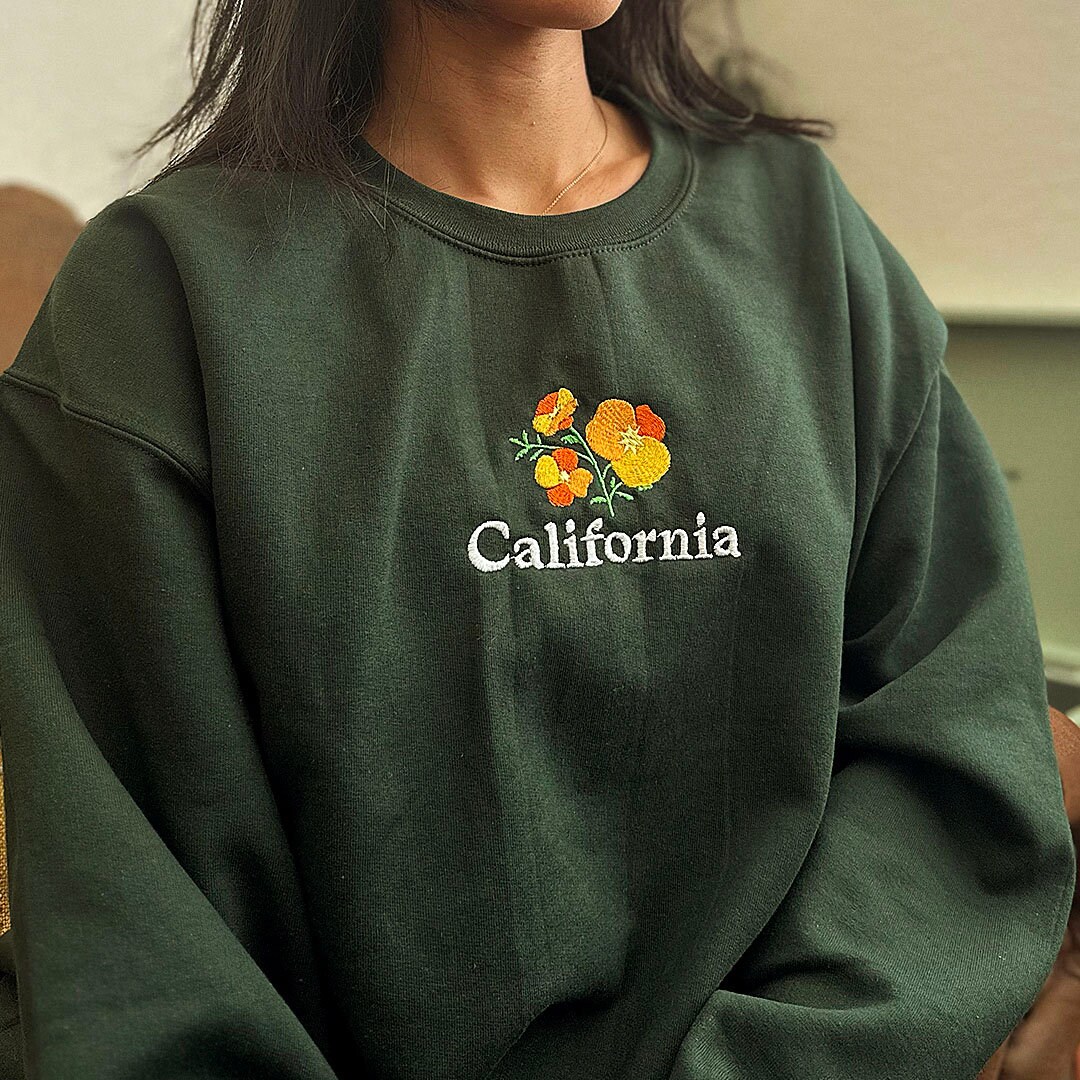 Poppy - Embroidered Fleece Sweatshirt - Unisex - More Colors