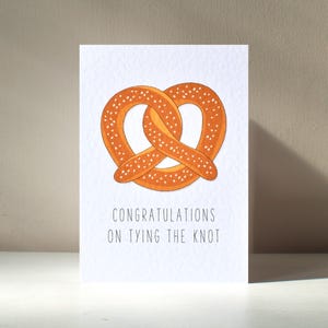 Annodare il nodo - Biglietto d'auguri A6 personalizzato con pretzel, per fidanzamento, matrimonio, cibo, gioco di parole divertente, buon compleanno e amore