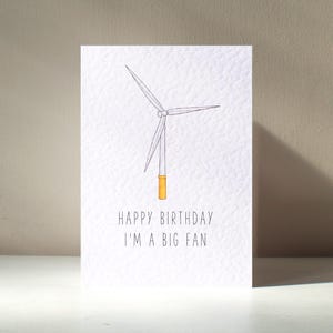 Gran ventilador - Tarjeta de felicitación personalizada A6 con el ventilador más grande, energía renovable, energía eólica, turbina eléctrica, juego de palabras divertido, feliz cumpleaños, amor.