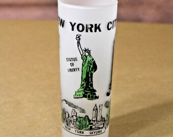 VINTAGE Frosted Souvenir Glass New York City Skyline, Empire State Bldg. 6.75" H