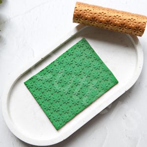 Daisy Flower Texture Roller: Polymer Clay Pattern Tool