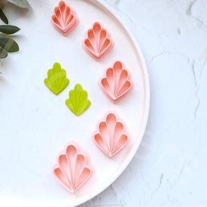 Embossed flower clay cutter, Tulip earring cutter, Spring clay cutter, Flower Clay Cutters, Flower earrings, Polymer clay cutter set