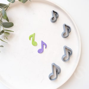 Utstansarset för musiknoter - Präglade polymerutstansar för örhängen och smyckestillverkning (25-40 mm)