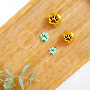 Mini Dog Paw Polymer Clay Cutter, Animal Paw Stud Clay Cutter, Earring making tool, Dog Paw earrings, Cat Paw earrings