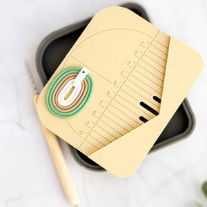 Borrguide för örhängen i polymerlera: Smyckestillverkningsverktyg med mättavle för exakta hål