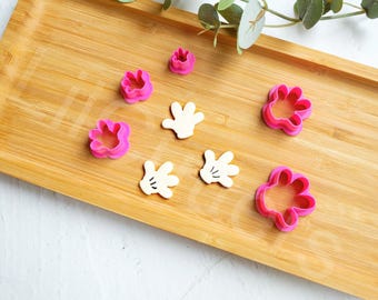 Mouse Hand Polymer Clay Cutter: Scallop Christmas Earrings, Festive Clay Cutter for Holiday Jewelry, DIY Polymer Clay Tools