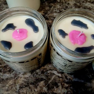 Cow print gift 100% natural soy wax candles, cow candle, cow lover gift, large candle, 80 hour burn time candles, birthday candle gift zdjęcie 10