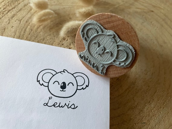 Tampon Koala personnalisé. Tampon à encre Prénom et Koala. Grand tampon personnalisable pour anniversaire. Tampon Ex Libris