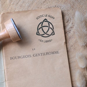 Tampon Ex Libris personnalisé trisquètre Breton. Tampon à encre Ex Libris Celte. Tampon pour livre celtique personnalisable. Cadeau celte