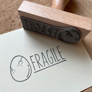 Tampon à message Fragile Oeuf. Tampon à encre Fragile. Tampon pour commande. Tampon annonce grossesse.