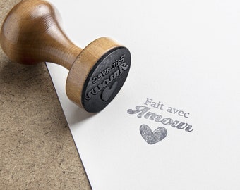 Stempel mit Liebe gemacht. Liebes-Tintenstempel. Stempel zur Geburtsanzeige – Stempel für Weihnachtsgeschenke. Selbstgemachter Stempel.