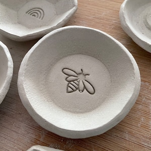 Bee pottery stamp. Bee ceramic stamp. Stamp for ceramic pottery.