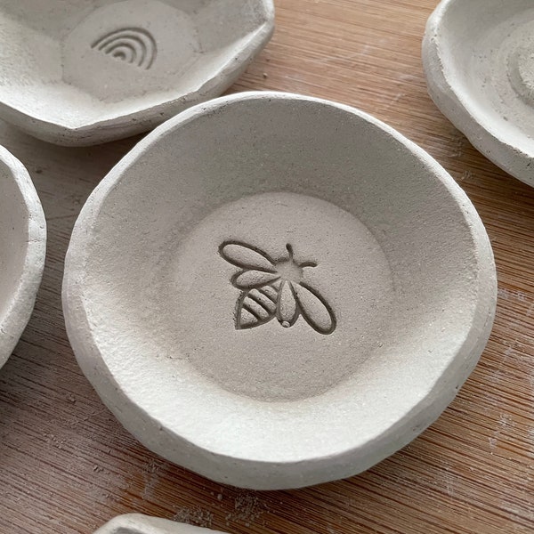 Bee pottery stamp. Bee ceramic stamp. Stamp for ceramic pottery.