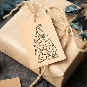 Tampon Gnome de Noël. Tampon à encre Noël. Tampon pour étiquette cadeaux Noël - Tampon pour cadeaux de noël