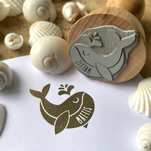 Tampon Petite Baleine personnalisés. Tampon à encre Prénom et Baleine pour Babyshower. Tampon anniversaire personnalisable. Tampon Baleine