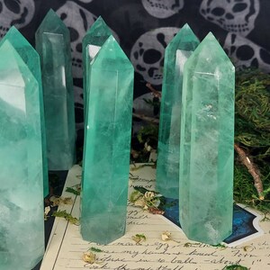 Dad&#39;s Baja Blast Fluorite Tower / Green Crystal Point / UV Reactive