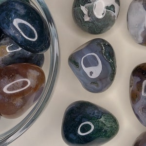 Moss Agate Tumbled Crystal: Witchy Altar Decor, Meditation Stone