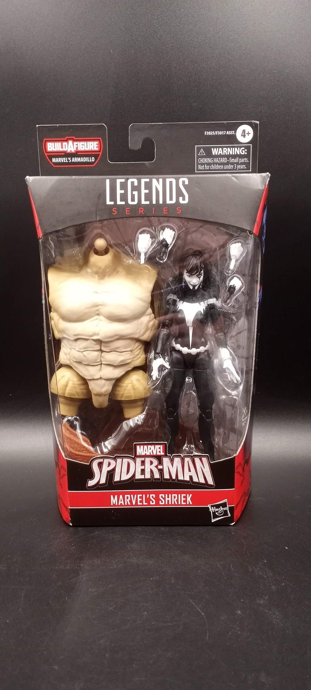 Marvel Legends Series Build-a-Figure Marvel's Shriek Figura de 15 cm e Acessórios - F3025 - Hasbro, Preto e branco
